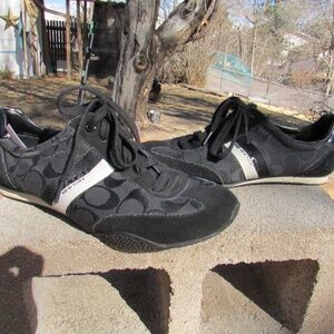 Coach Kortney Signature Logo Sneakers